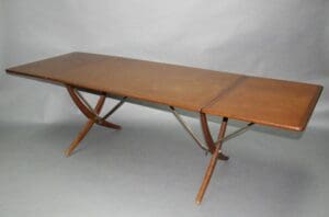 40427. Signed Jans Wegner Table