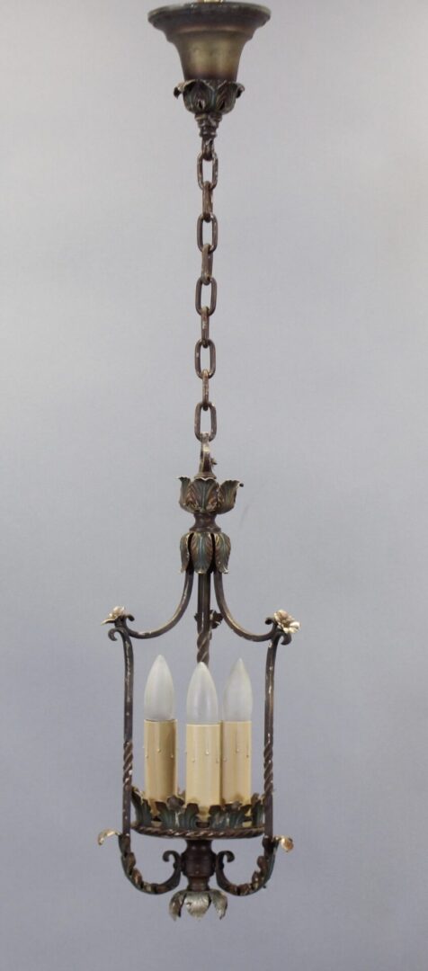 1920's Polychrome Pendant With Three Lights With Floral Pattern