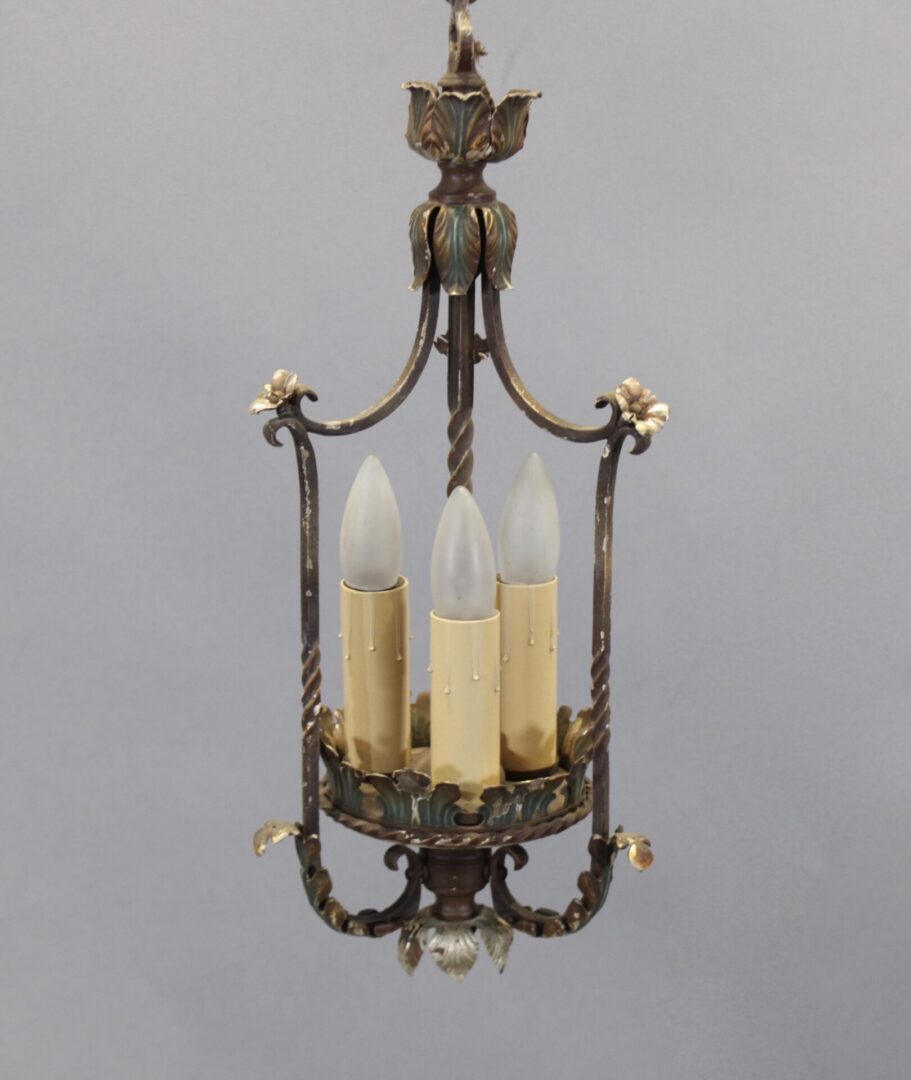 1920's Polychrome Pendant With Three Lights With Floral Pattern - Image 3